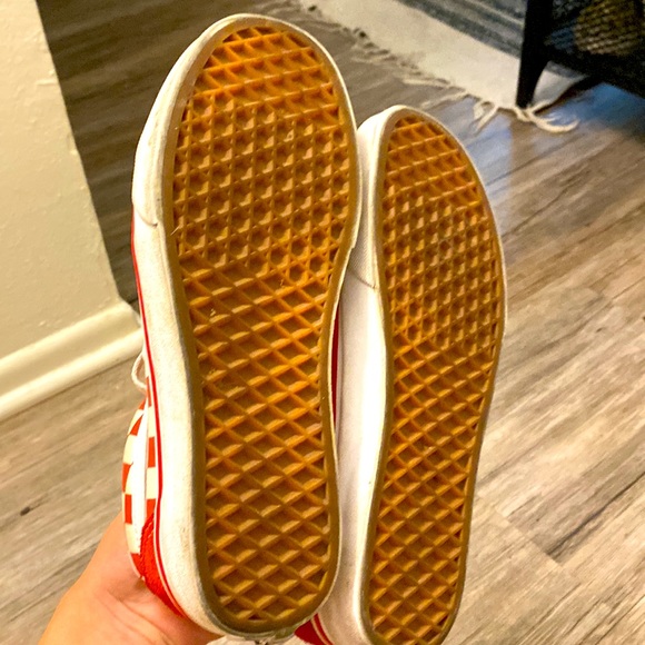 Red Checkered Vans size 7.5 in woman’s - Picture 2 of 4